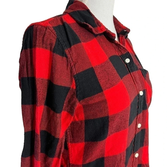 Gap Buffalo Plaid Button Up Shirt Womens XS Black and Red Long Sleeve Rustic Top - Picture 5 of 6